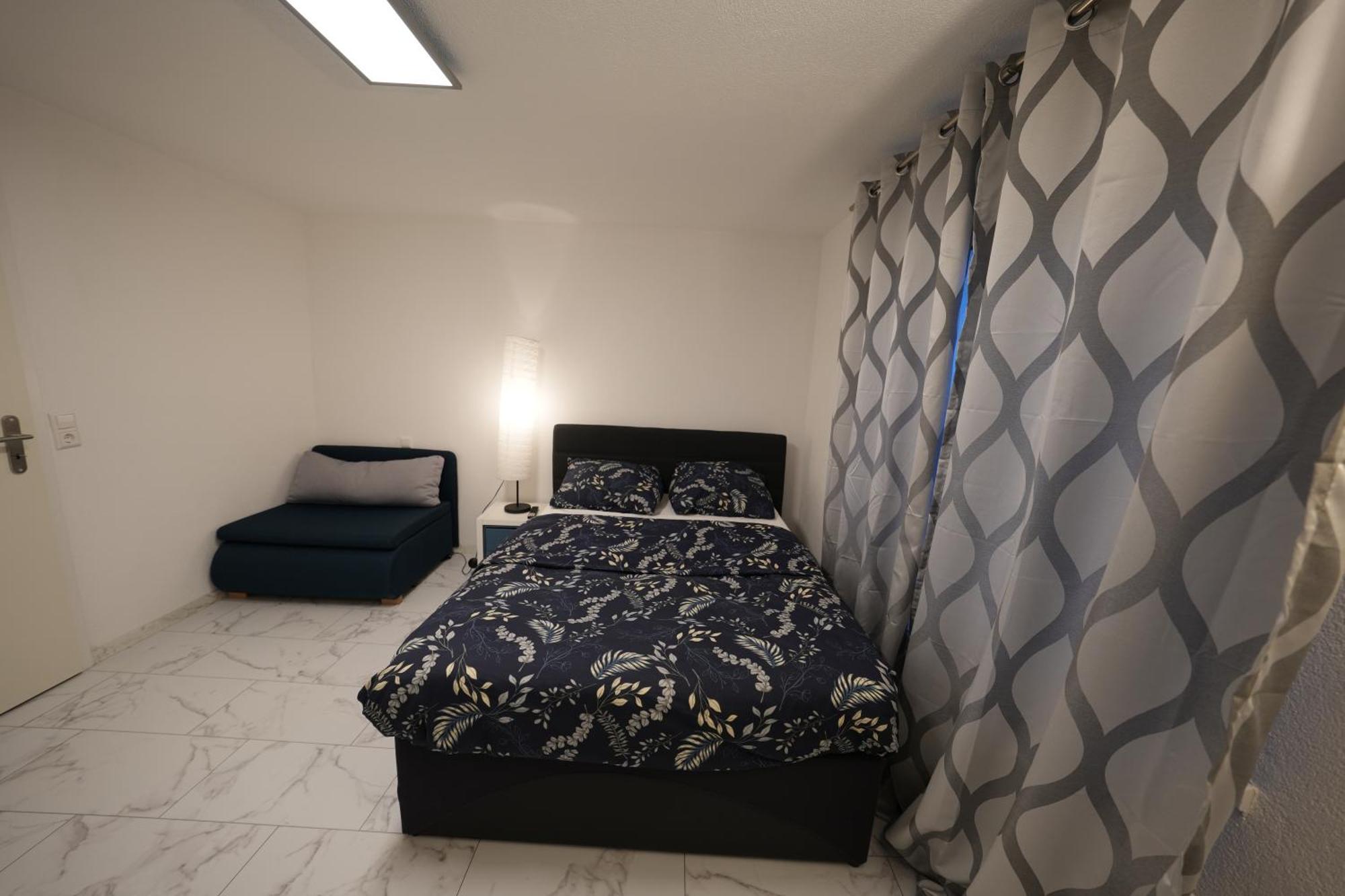 Stilvolle 2-Zimmer-Oase Mühlacker Exteriör bild